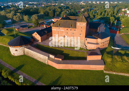 Hameenlinna forteresse close up sur un matin de juillet (prise de vue d'un quadcopter). La Finlande Banque D'Images