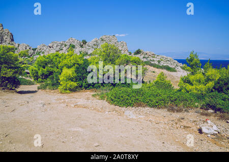 Ville Athènes, République grecque. Montagnes et de l'eau, bleu de la mer. 14. Septembre 2019. Photos de voyage. Banque D'Images