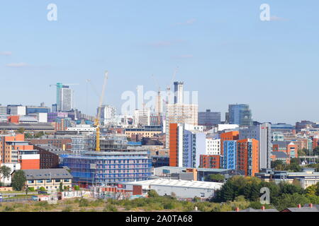 Skyline Leeds avec la construction d'Altus House, qui sera le plus haut bâtiment de Leeds & Yorkshire Banque D'Images