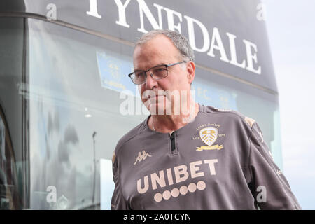 15 septembre 2019, Oakwell, Barnsley, Angleterre ; Sky Bet Championship Football, Barnsley vs Leeds United ; Credit : Mark Cosgrove/News Images images Ligue de football anglais sont soumis à licence DataCo Banque D'Images