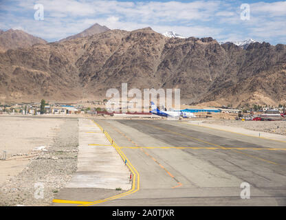 Voir à l'aéroport et du paysage de Leh, Ladakh, Inde Banque D'Images