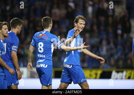 GENK, BELGIQUE - 21 SEPTEMBRE : Sander Berge du KRC Genk célèbre après avoir marqué un but au cours de la Jupiler Pro League match day 8 entre KRC Genk et KV Oostende le 21 septembre 2019 à Genk, en Belgique. (Photo de Vincent Van Doornick/Isosport) Credit : Pro Shots/Alamy Live News Banque D'Images