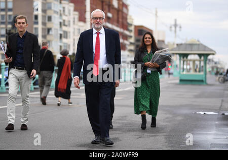 Jeremy Corbyn sur le front de mer de Brighton au cours de la conférence du parti travailliste au centre de Brighton à Brighton. PA Photo. Photo Date : Dimanche 22 Septembre, 2019. Voir l'activité de la main-d'histoire. Crédit photo doit se lire : Victoria Jones/PA Wire Banque D'Images