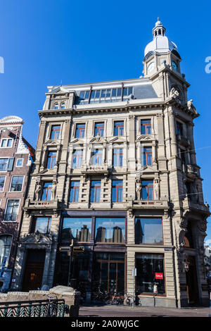 L'architecture traditionnelle du centre historique d'Amsterdam Banque D'Images