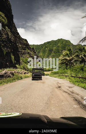 Oahu, Hawaii - 23 août 2019 : de beaux paysages en VTT à Kualoa Ranch, Oahu Hawaii. Banque D'Images