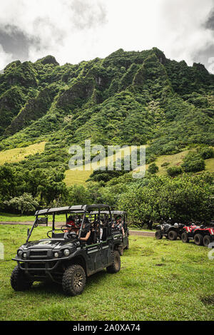 Oahu, Hawaii - 23 août 2019 : de beaux paysages en VTT à Kualoa Ranch, Oahu Hawaii. Banque D'Images