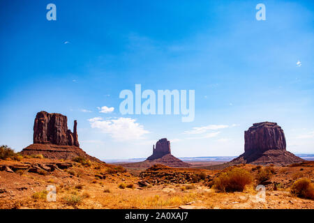 Der indianische Park Monument Valley dans l'Utah. Kulisse für mit Dreharbeiten John Wayne, Peter Fonda und dem Marlboro-Mann. Das Wahrzeichen bekannteste Banque D'Images