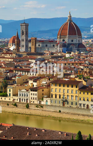 La vue sur la ville et le Duomo, Florence, Italie Banque D'Images