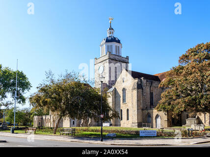 L'église cathédrale de St Thomas de Canterbury, la cathédrale de Portsmouth ()l, un pâle-pierre, cathédrale anglicane dans un 12ème siècle, Portsmouth, Royaume-Uni Banque D'Images