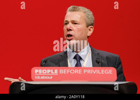 Brighton, UK. 22 septembre 2019. Mark Serwotka, Président du Congrès 2019 TUC aborde le Parti du Travail Conférence d'automne. Mark a ouvert le débat sur les soins de santé et de programmes sociaux. Credit : Julie Edwards/Alamy Live News Banque D'Images