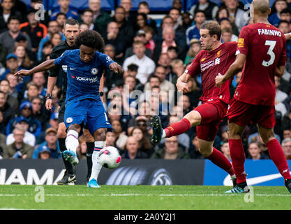 Londres, Royaume-Uni. 22 Sep, 2019. Willian de Chelsea au cours de la Premier League match entre Chelsea et Liverpool à Stamford Bridge, Londres, Angleterre le 22 septembre 2019. Photo par Liam McAvoy/Premier Images des médias. Credit : premier Media Images/Alamy Live News Banque D'Images