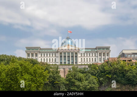 7-19-2019 La Géorgie Tbilissi - Le Palais de cérémonie de la Géorgie et de l'Avlabari Résidence présidentielle - l'organe exécutif de l'administration du Président o Banque D'Images