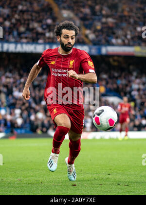 Londres, Royaume-Uni. 22 Sep, 2019. Mohamed Salah de Liverpool au cours de la Premier League match entre Chelsea et Liverpool à Stamford Bridge, Londres, Angleterre le 22 septembre 2019. Photo par Liam McAvoy/Premier Images des médias. Credit : premier Media Images/Alamy Live News Banque D'Images