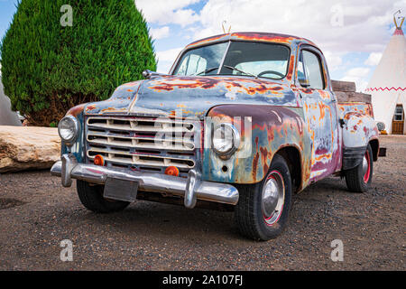 Studebaker rouillé Vintage Pickup circa 1946 - Vue avant Banque D'Images