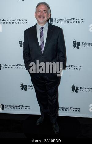 New York, NY, USA. 22 Sep, 2019. Marc Shaiman aux arrivées pour le cinquième concours annuel de Broadway Retour à l'école de bal de gala, Edison, New York, NY Le 22 septembre 2019. Credit : Mark Ashe/Everett Collection/Alamy Live News Banque D'Images