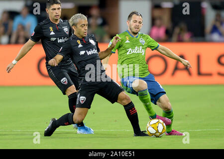 Washington, DC, USA. 22 Sep, 2019. 20190922 - D.C. United terrain LUCAS RODRIGUEZ (11) Défis Seattle Sounders HARRY milieu SHIPP (19) dans la première moitié du champ d'Audi à Washington. Credit : Chuck Myers/ZUMA/Alamy Fil Live News Banque D'Images