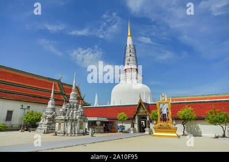 Nakhon Si Thammarat, Thaïlande - 10 août 2019 : Wat Phra Mahathat Woramahawihan est le principal temple bouddhiste (WAT) de dans la province de Nakhon Si Thammarat Banque D'Images