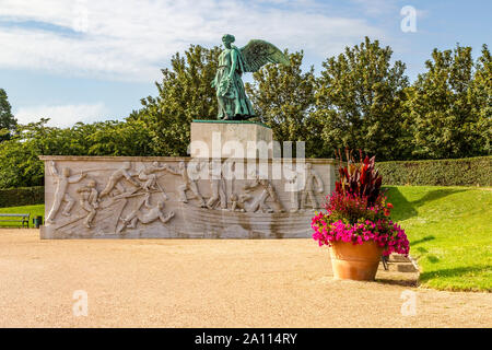 Peace statue Ange de Langelinie, le monument commémore les marins danois civils qui ont perdu la vie au cours de la Première Guerre mondiale. Le monument Banque D'Images