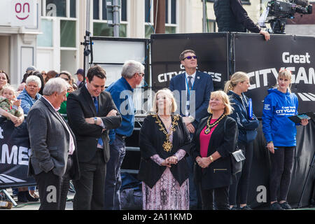 Tees Valley maire, Ben Houchen et ancien athlète, Brendan Foster ont été parmi les invités qui ont assisté à la grande ville du Nord de 2010 à Stockton on Tees Banque D'Images