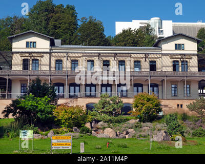 L'extérieur de l'Arp Museum Bahnhof Rolandseck, près de Bonn Banque D'Images