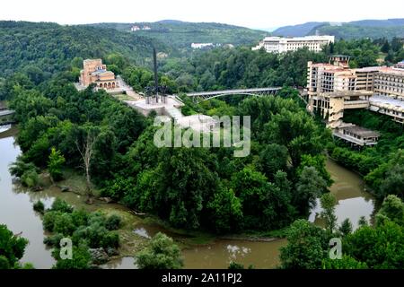 State Art Museum et Asen Monument à Veliko Tarnovo - Balkan mountais - Bulgarie Banque D'Images