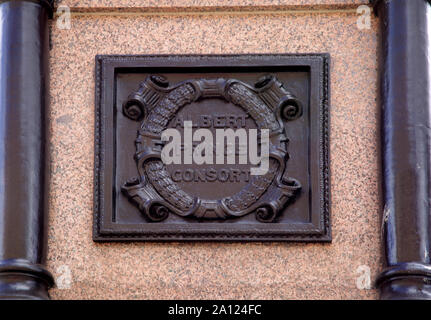 Glasgow Ecosse George Square Plaque sur Equestrian Statue en bronze du Prince Albert Consort de la reine Victoria Banque D'Images