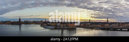 Suède Stockholm, panorama sur les toits de la ville de sunrise à Gamla Stan et Slussen