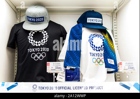 2020 Jeux Olympiques de Tokyo produit T-shirts souvenirs Banque D'Images