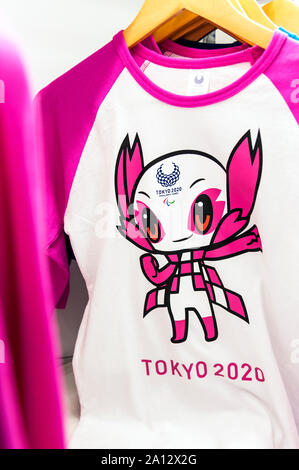 2020 Jeux Olympiques de Tokyo produit T-shirts souvenirs Banque D'Images