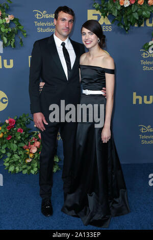 Los Angeles, United States. 22 Sep, 2019. LOS ANGELES, CALIFORNIE, USA - 22 SEPTEMBRE : Margaret Qualley arrive à la Walt Disney Television 2019 Emmy Award Poster a tenu à l'Otium, le 22 septembre 2019 à Los Angeles, Californie, États-Unis. (Photo de David Acosta/Image Crédit : Agence de Presse) L'agence de presse Image/Alamy Live News Banque D'Images