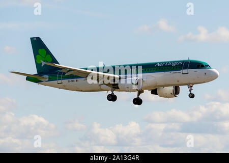 EI-DEE, 23 septembre 2019, l'Airbus A320-214-2250 atterrissage à l'aéroport Paris Roissy Charles de Gaulle à la fin de l'Aer Lingus EI822 de Cork vol Banque D'Images