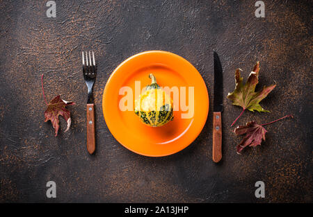 Réglage de la table d'Halloween à la citrouille Banque D'Images