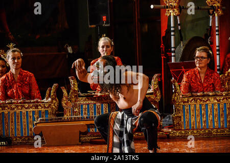 Le gamelan est l'ensemble de musique traditionnelle, Javanais, Sundanais et balinais en Indonésie, composé principalement d'instruments à percussion. Banque D'Images