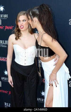 'Satanic panique" Los Angeles Premiere à l'Egyptian Theatre de Los Angeles, Californie le 23 août, 2019 Avec : Hayley Griffith, Ruby Modine Où : Los Angeles, California, United States Quand : 24 août 2019 Credit : Sheri Determan/WENN.com Banque D'Images