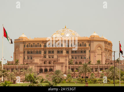 L'Emirates Palace Hôtel de luxe 5 étoiles à Abu Dhabi, Émirats Arabes Unis Banque D'Images