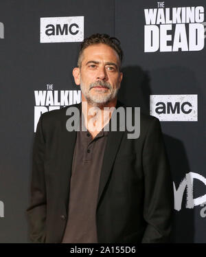 Hollywood, Californie, USA. Sep 23, 2019. Hollywood, Californie, États-Unis - Jeffrey Dean Morgan assiste à la première de The Walking Dead Season 10 Crédit : Alexander Seyum/ZUMA/Alamy Fil Live News Banque D'Images