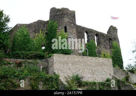 Ruines du château de Haverfordwest Pembrokeshire Wales Cymru UK Banque D'Images