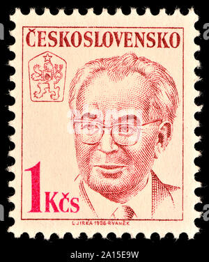 Timbre tchécoslovaque (1988) : Président Gustav Husák (1913-1991) président de 1969 à 1987 Banque D'Images