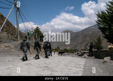 Militaires, hommes de Jomsom, Mustang, Népal Banque D'Images