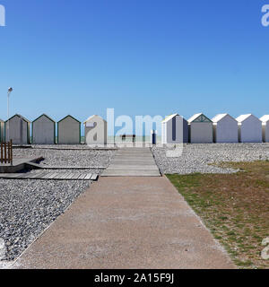 Cayeux-sur-Mer, France cabanes de plage Banque D'Images