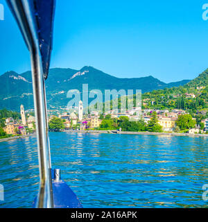 L'Italie, Lombardie, Salo, Lac de Garde, ferry, de réflexion Banque D'Images