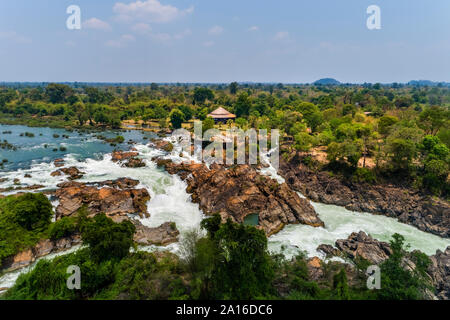 Cascade de Li Phi au Laos, Tat Somphamit, don khone, si phan don sur quatre mille îles au Laos. Paysage de la nature dans le sud-est asiatique au cours de l'été Banque D'Images