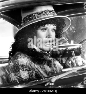 Connie Stevens, sur-ensemble du film, 'Scorchy", American International Pictures, 1976 Banque D'Images