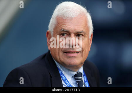 Preston North End pour conseiller le propriétaire Peter Ridsdale avant le match pendant la Coupe du buffle, troisième tour match à Deepdale Stadium, Preston. Banque D'Images