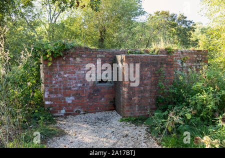 Pillbox de la seconde Guerre mondiale près de Barton Bridge, Bradford on Avon Wiltshire, Angleterre, Royaume-Uni Banque D'Images
