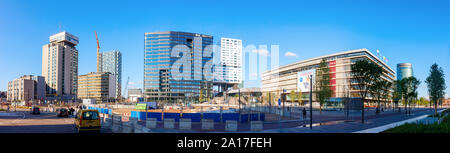 Vue panoramique de la Jaarbeursplein avec World Trade Centre (WTC) et l'Stadskantoor (hôtel de ville), bâtiment Beatrix Jaarbeurs. Banque D'Images