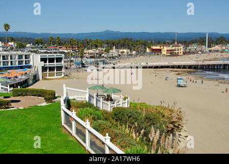 Motifs de la mer et du sable de Inn above Cowell Beach dans la ville de Santa Cruz, sur la baie de Monterey, Californie Banque D'Images