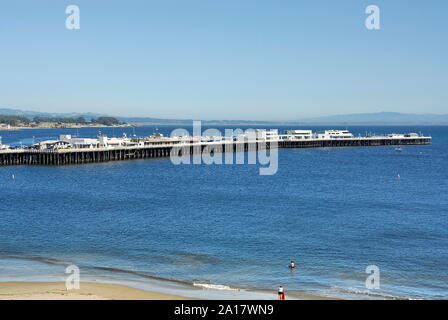 Quai de Santa Cruz de Cowell Beach dans la ville de Santa Cruz, sur la baie de Monterey, Californie Banque D'Images