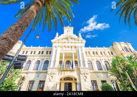 Malaga, Espagne ancien hôtel de ville historique de bâtiment. Banque D'Images