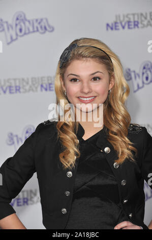 LOS ANGELES, CA. 08 février 2011 : Stefanie Scott au Los Angeles premiere de 'Justin Bieber : ne jamais dire jamais' au Nokia Theatre la vivre. © 2011 Paul Smith / Featureflash Banque D'Images